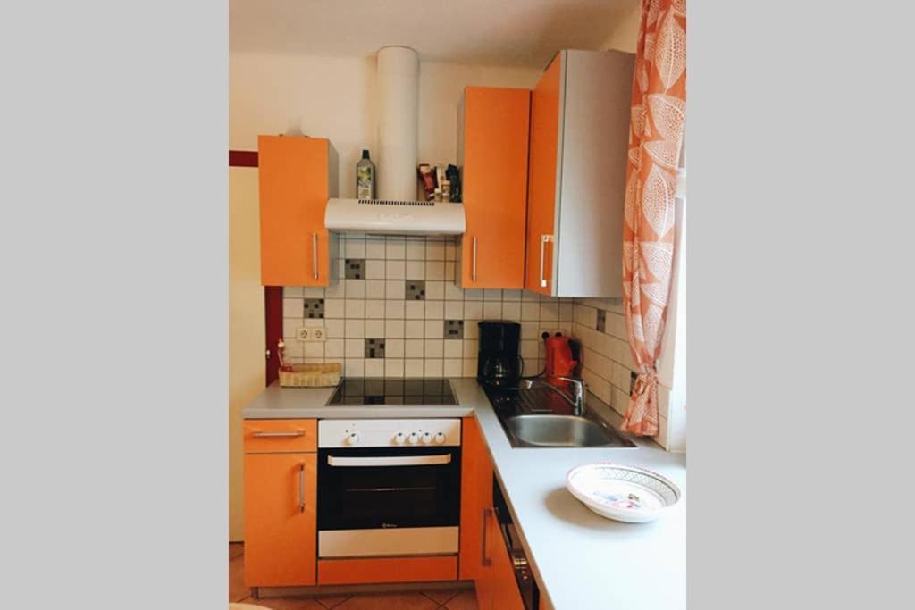 Gemuetliches Ferienhaus Am Waldrand Tropolach Luaran gambar