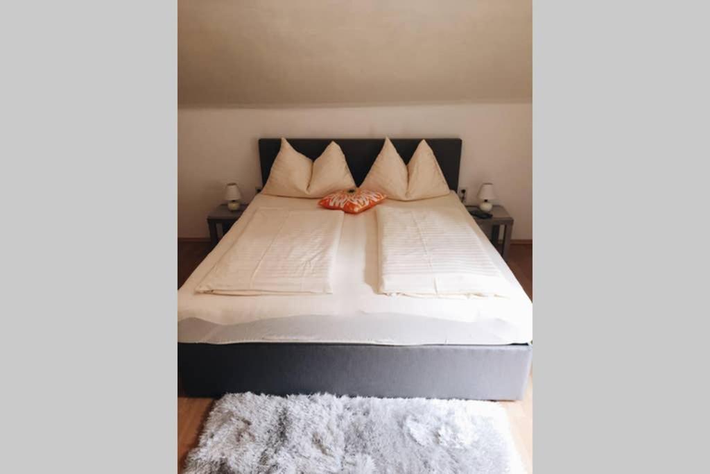 Gemuetliches Ferienhaus Am Waldrand Tropolach Luaran gambar